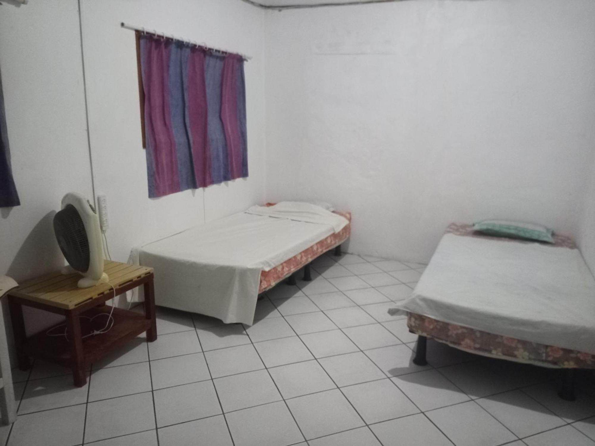 Bluepango Guest House Port Vila Bagian luar foto