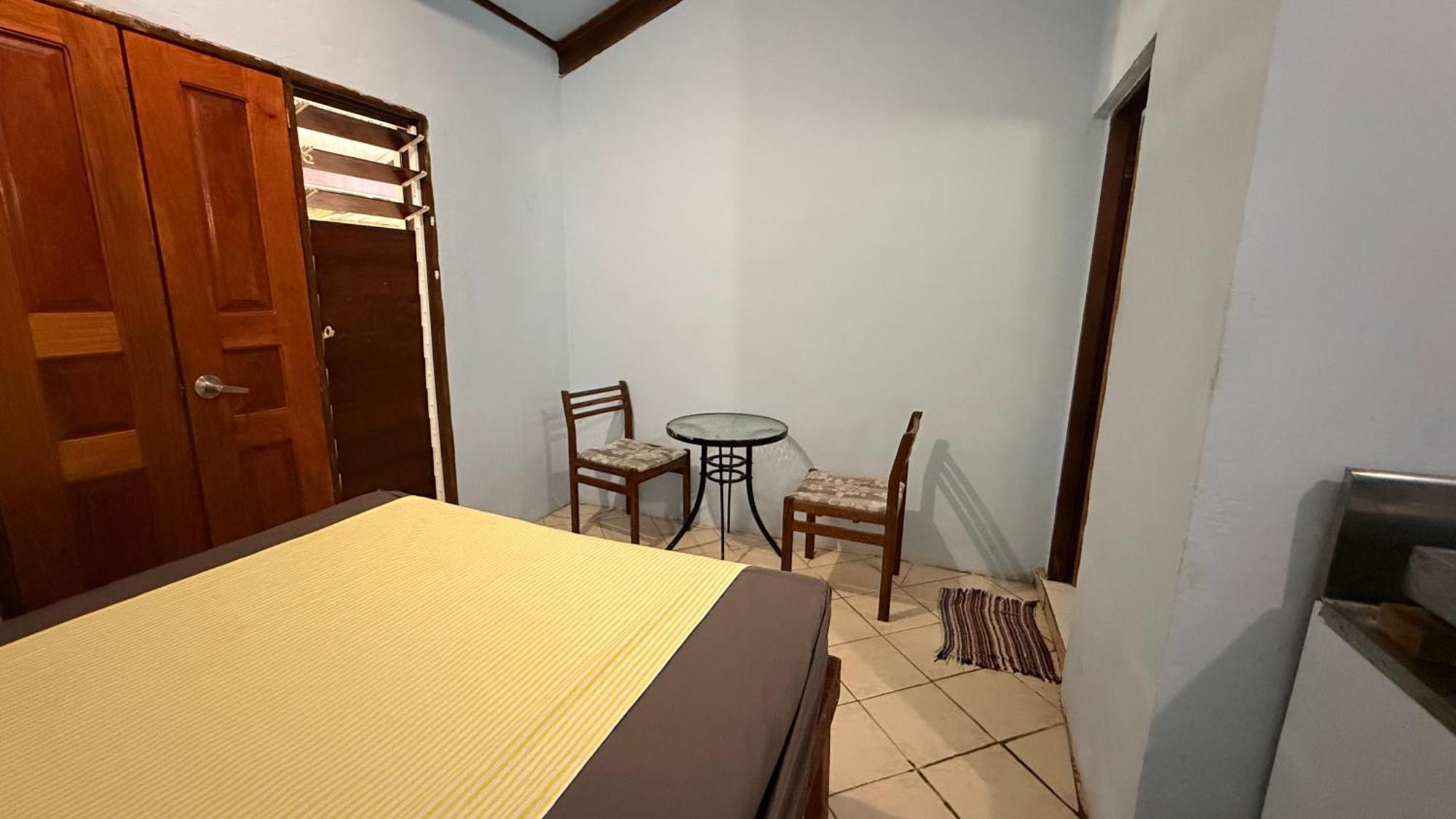 Bluepango Guest House Port Vila Bagian luar foto