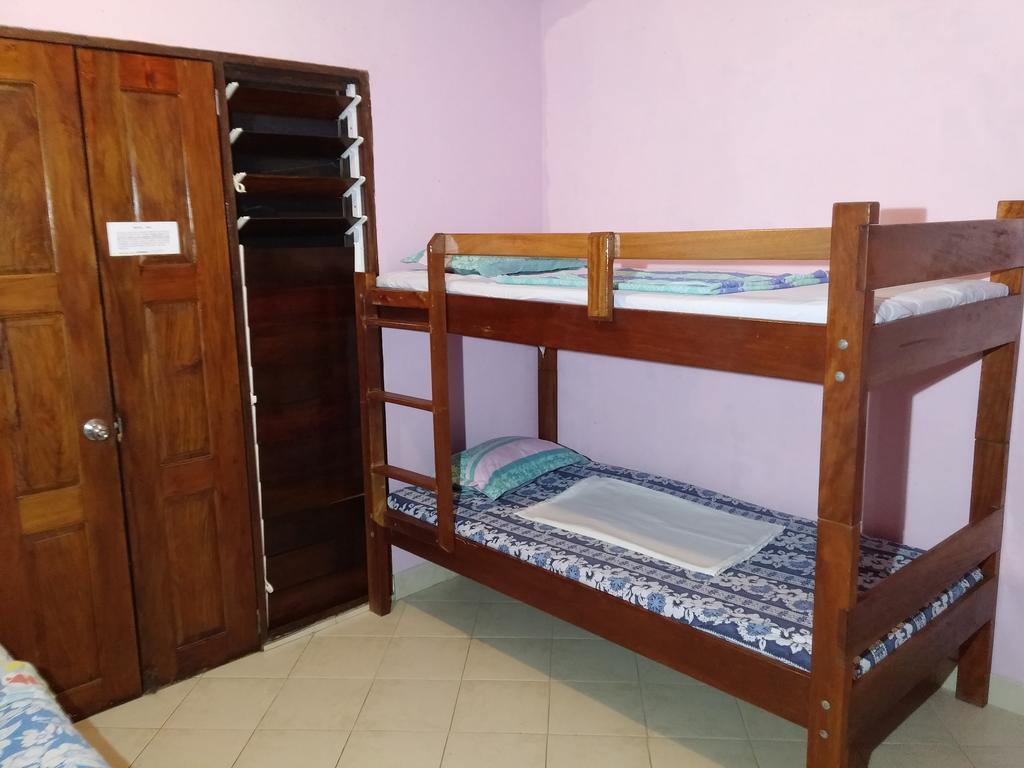 Bluepango Guest House Port Vila Bagian luar foto